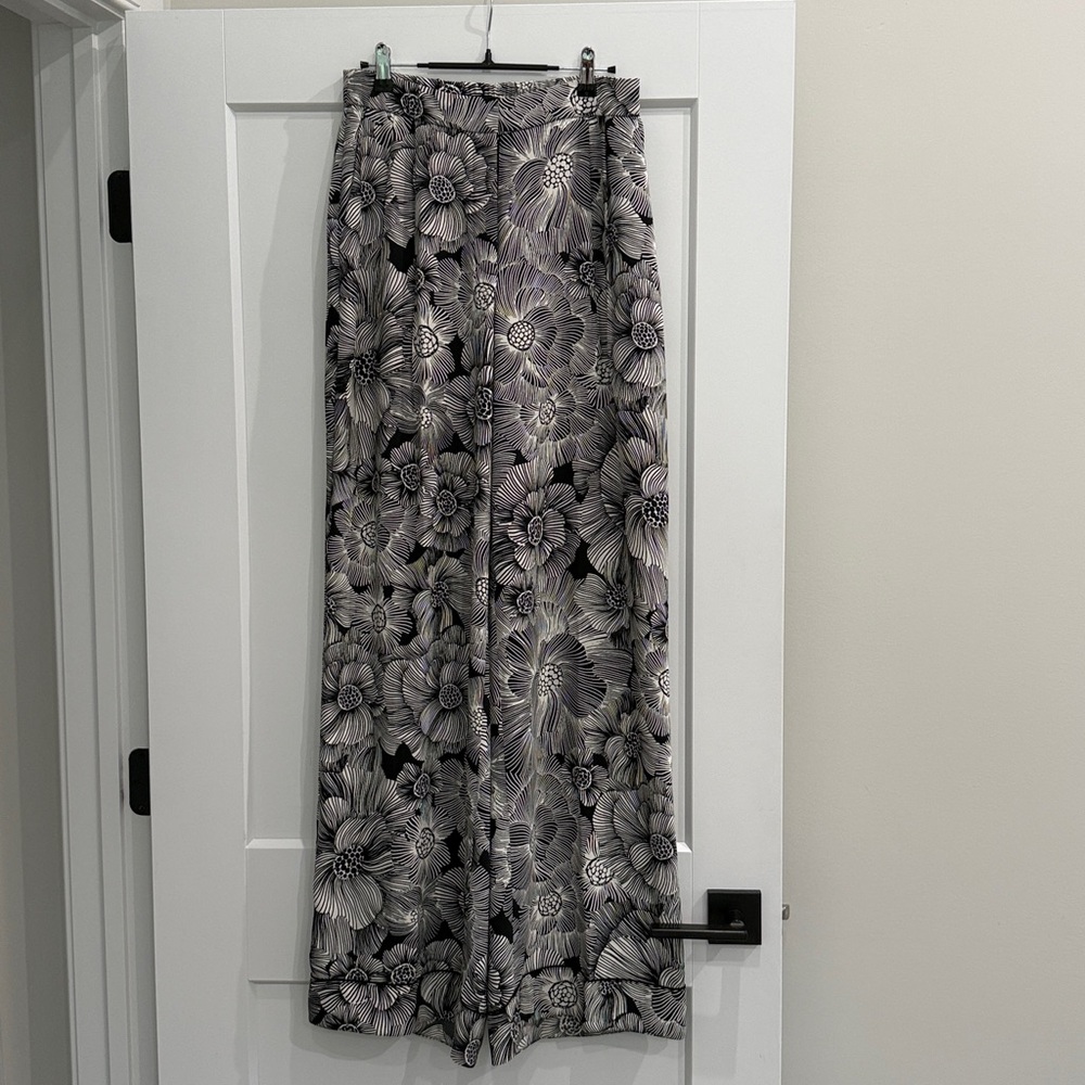 Express Wide Leg Floral Trousers 8L - Picture 2 of 4